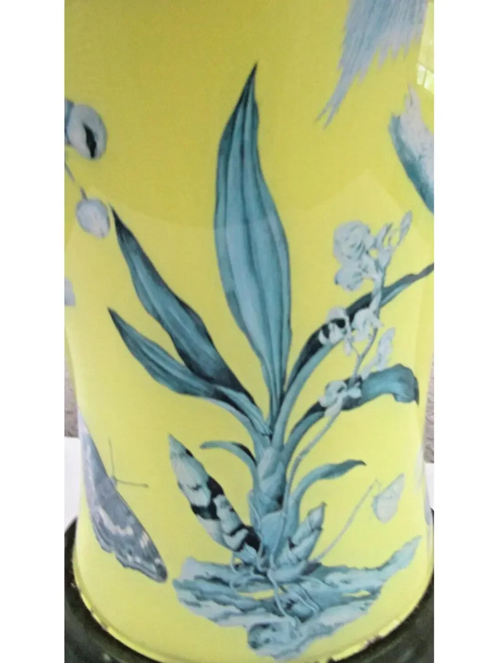 Pair of English Mid-Century Palm Beach Reverse Decoupage Botanical Table Lamps